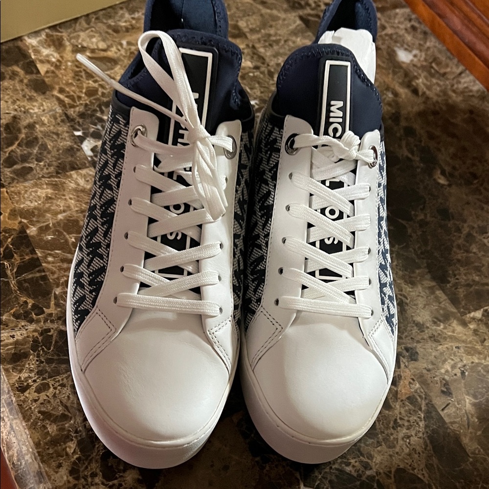 Michael Kors Monogram Navy and White Sneakers - Picture 2 of 4